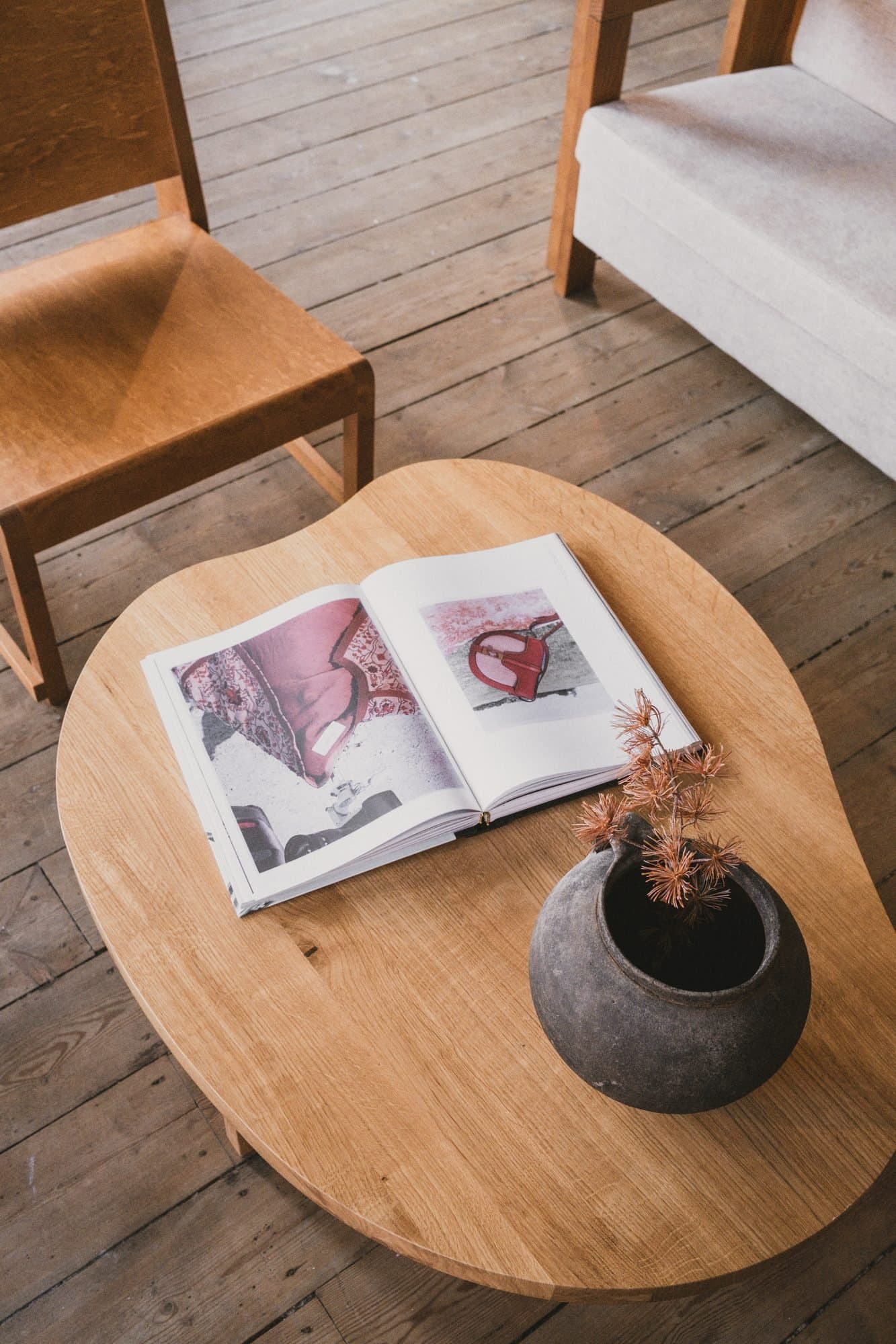 Coffee table and lounge in a furnished Central Coast rental